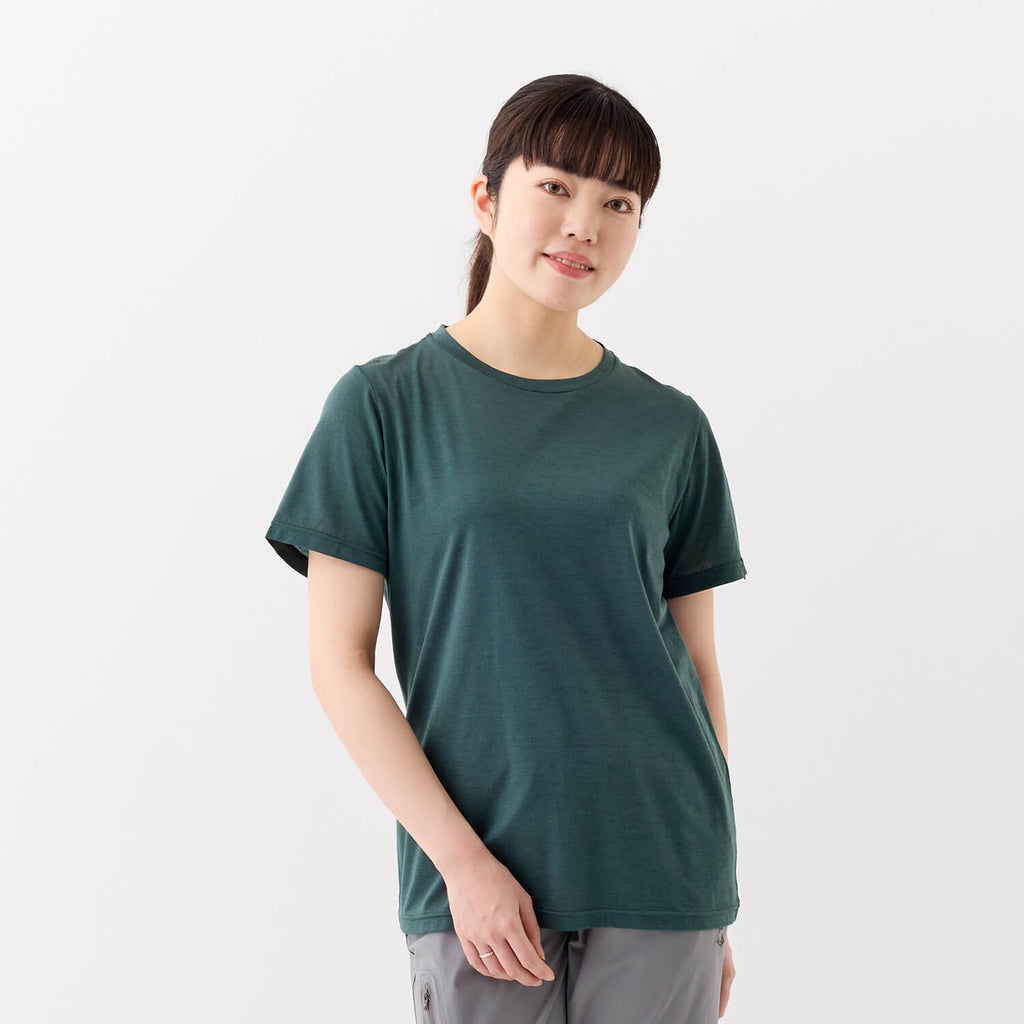 モデル 157cm 着用サイズ:M 着用カラー:ダークグリーン