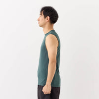 モデル 178cm 着用サイズ:M 着用カラー:ダークグリーン
