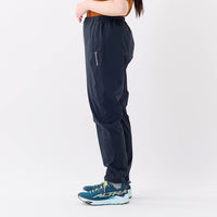 モデル 157cm 着用サイズ:S 着用カラー:ブラック