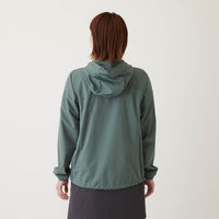 モデル 162cm 着用サイズ:M 着用カラー:ダークグリーン