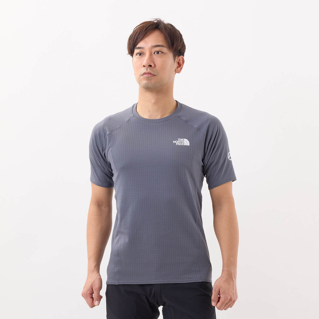 モデル 178cm　着用サイズ：M　※販売商品とはカラーが異なります
