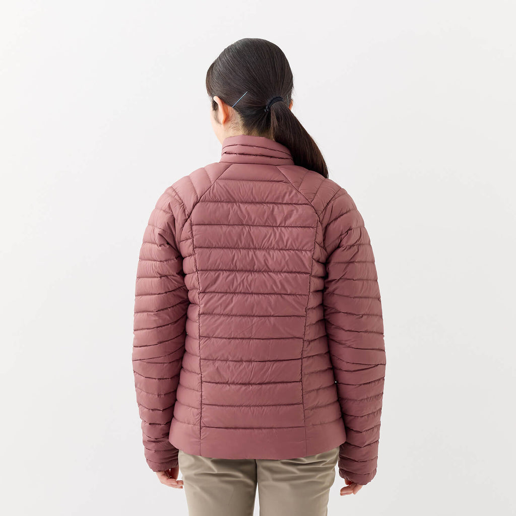 モデル 157cm　着用サイズ：S　着用カラー：パープル