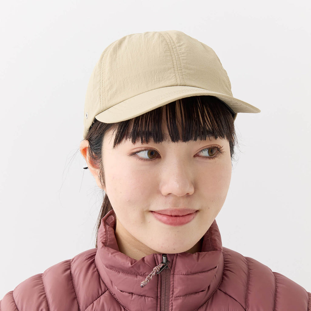 着用カラー：ベージュ