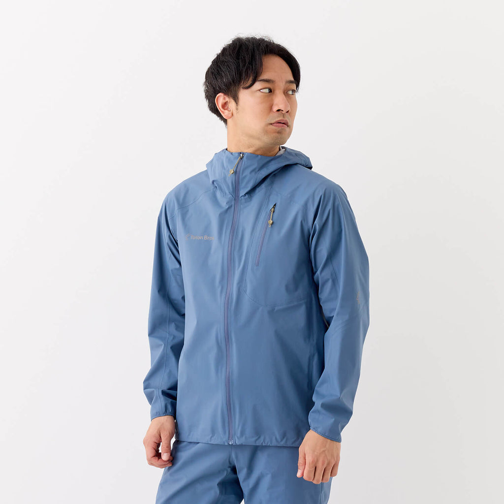 モデル 178cm　着用サイズ：M　着用カラー：ブルー