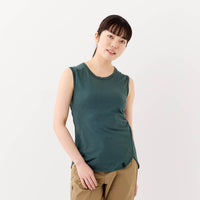 モデル 157cm　着用サイズ：M　着用カラー：ダークグリーン