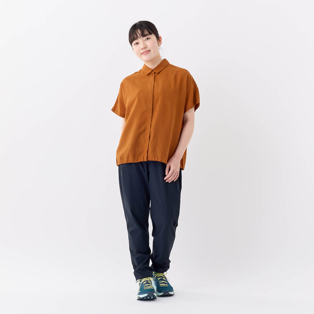 モデル 157cm　着用サイズ：S　着用カラー：ブラック