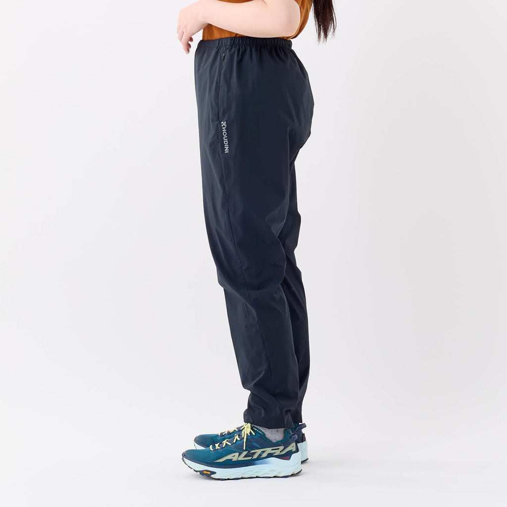 モデル 157cm　着用サイズ：S　着用カラー：ブラック