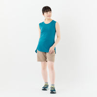 モデル 157cm　着用サイズ：M　着用カラー：ブルー