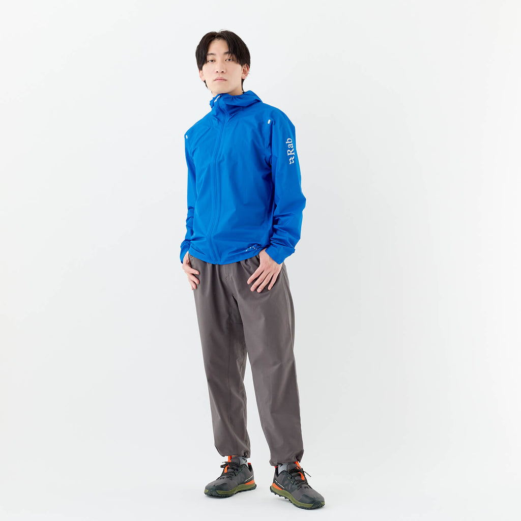 モデル 181cm　着用サイズ：L　着用カラー：ブルー