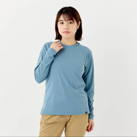 モデル 163cm　着用サイズ：XS　着用カラー：アッシュブルー