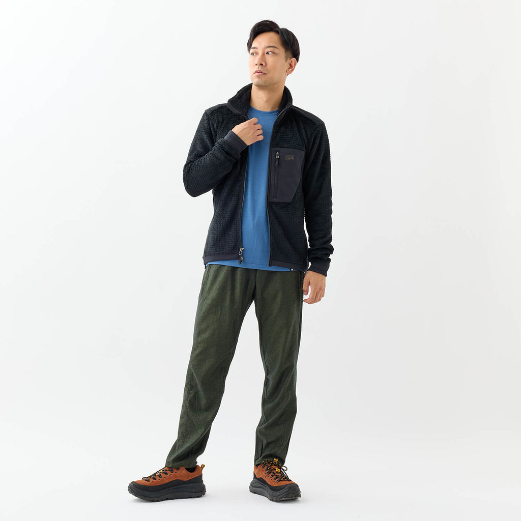 モデル 178cm　着用サイズ：M　着用カラー：ブラック