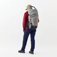 モデル 157cm　着用カラー：ライトグレー
