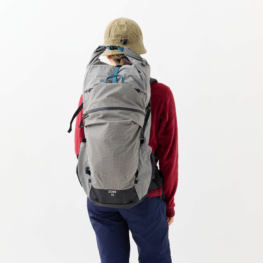 モデル 157cm　着用カラー：ライトグレー