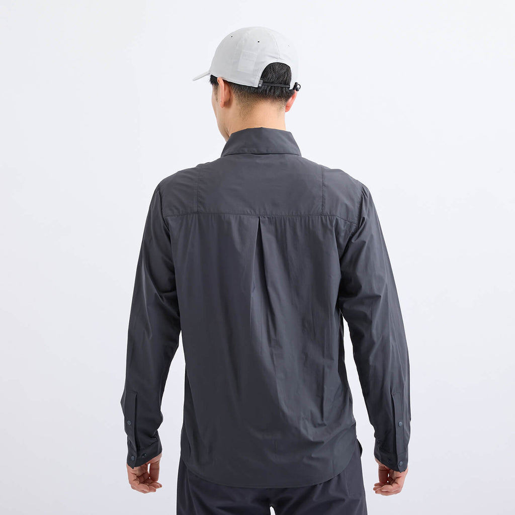 モデル 178cm　着用サイズ：M　着用カラー：ブラック