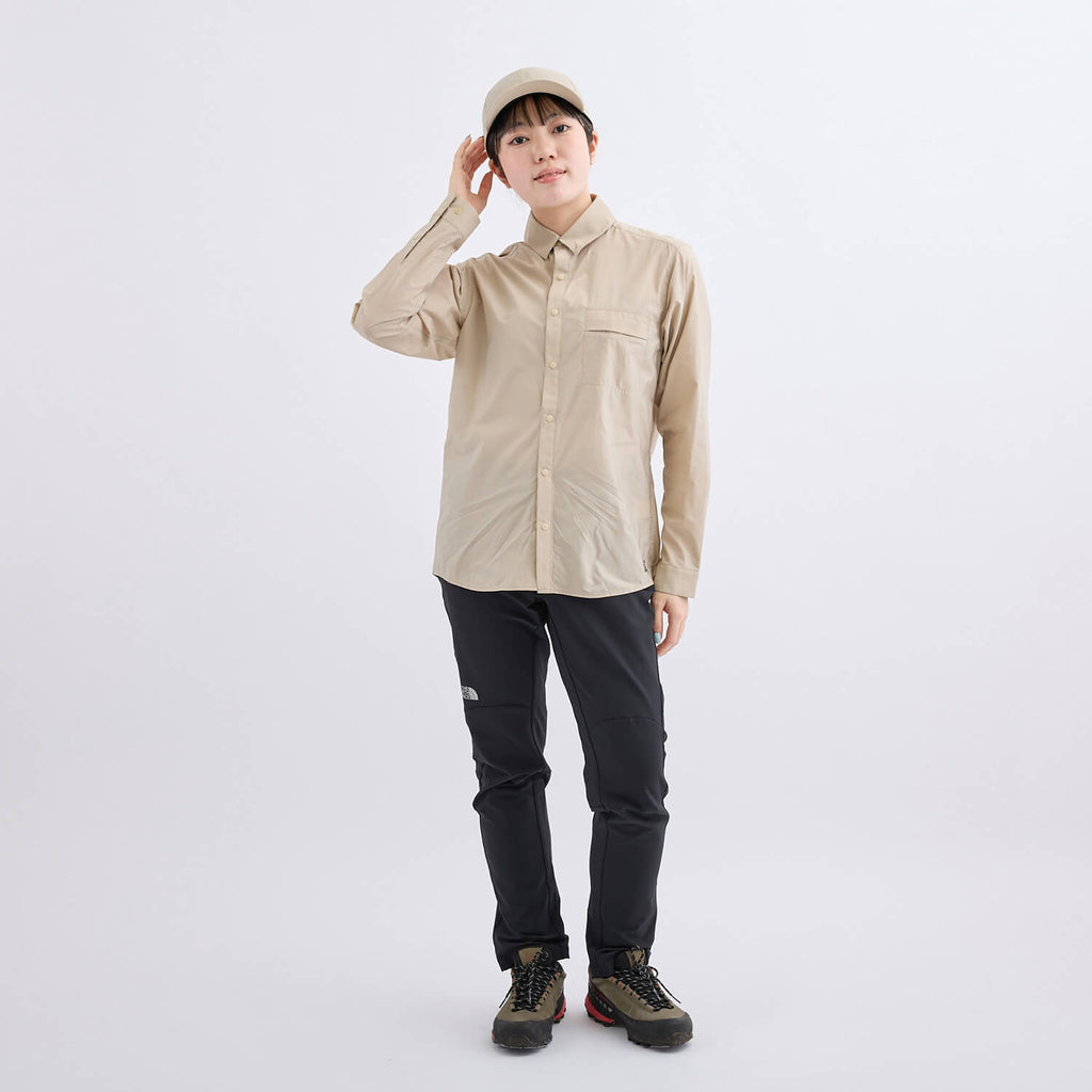 モデル 157cm　着用サイズ：XS　着用カラー：ベージュ