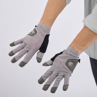 カラー：グレー　モデル着用サイズ：L