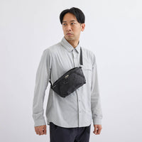 カラー：ブラック