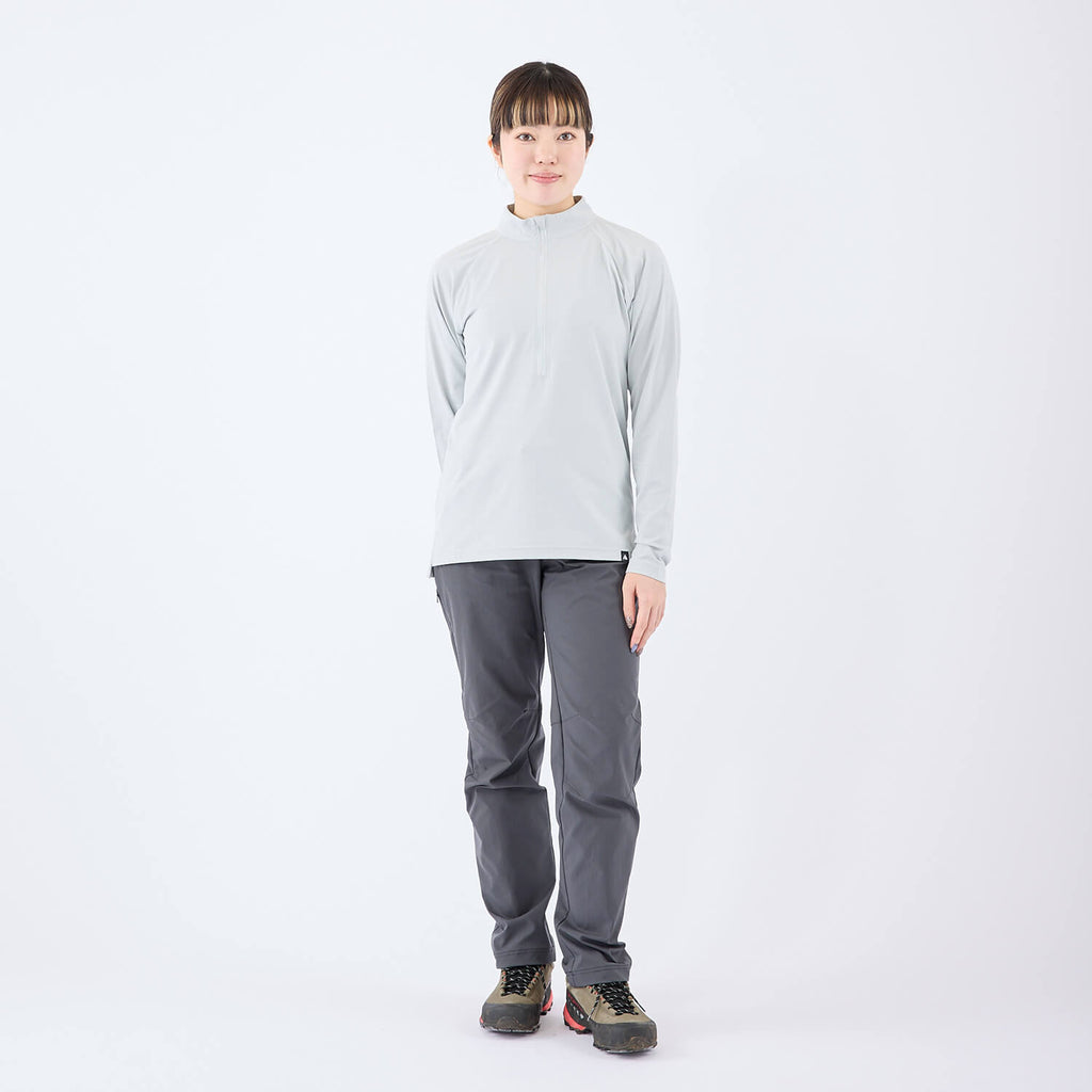 モデル 157cm　着用サイズ：M　着用カラー：チャコールグレー