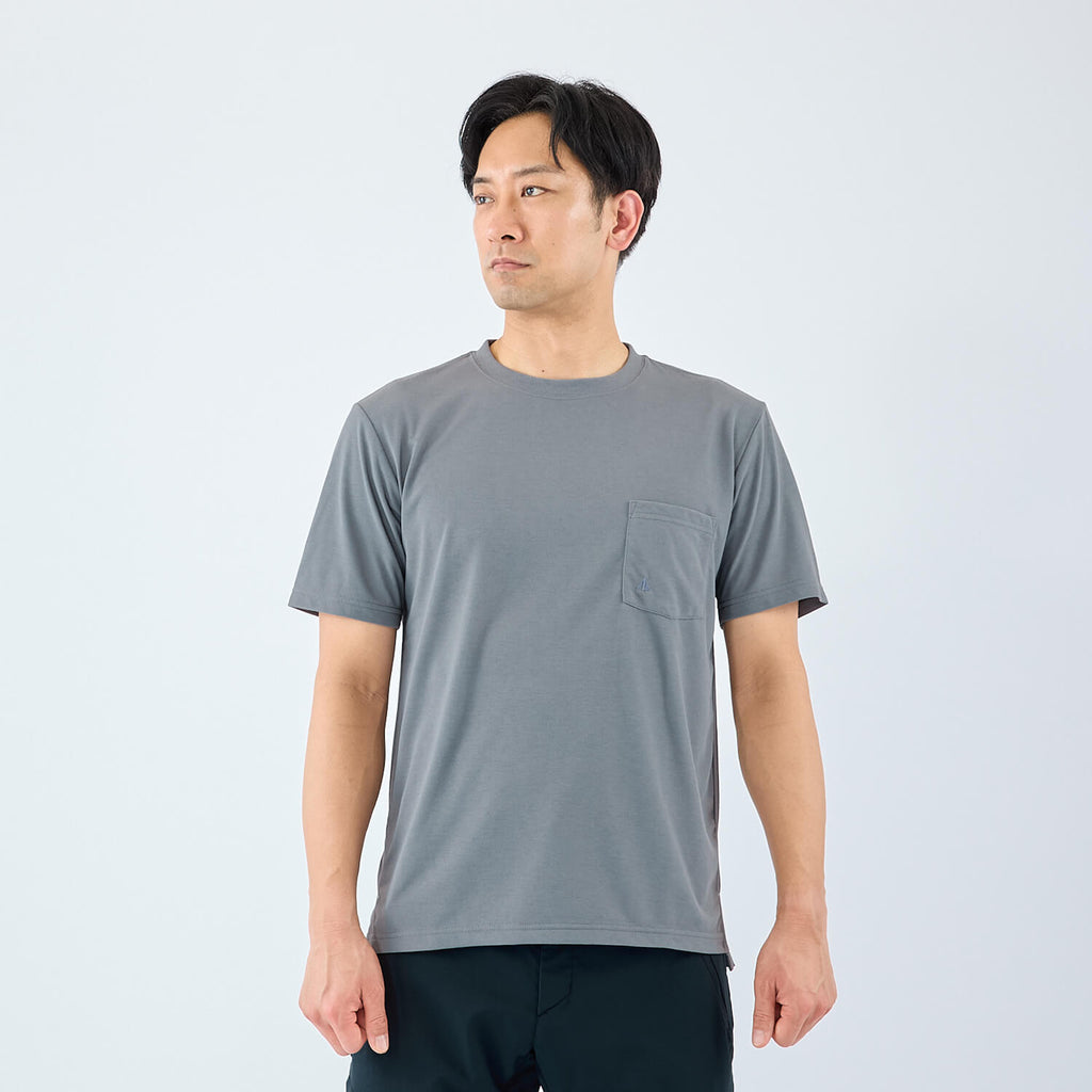 モデル 178cm　着用サイズ：M　着用カラー：グレー