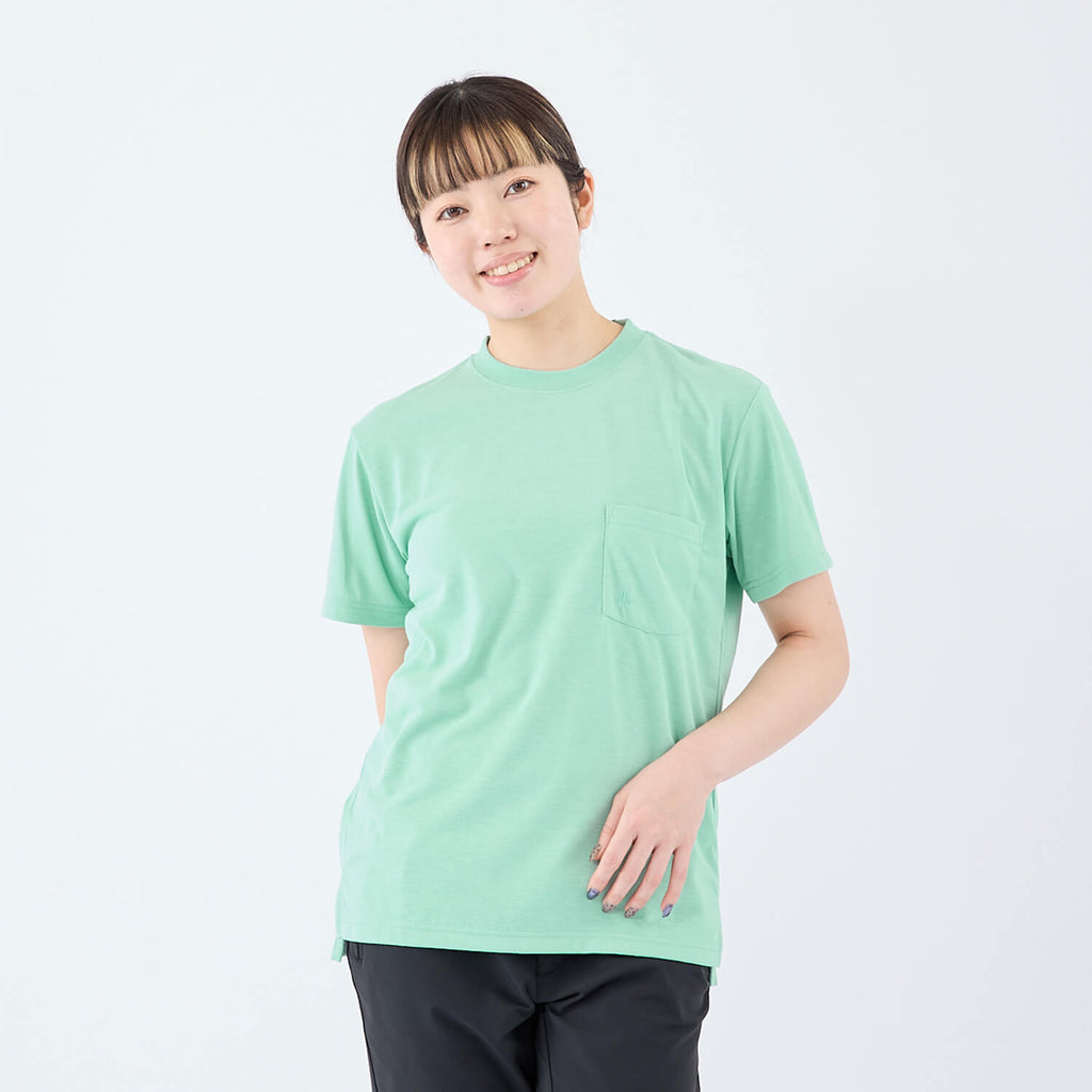 モデル 157cm　着用サイズ：XS　着用カラー：ライトグリーン