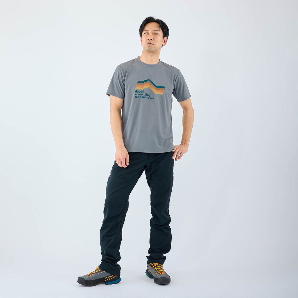 モデル 178cm　着用サイズ：M　着用カラー：グレー