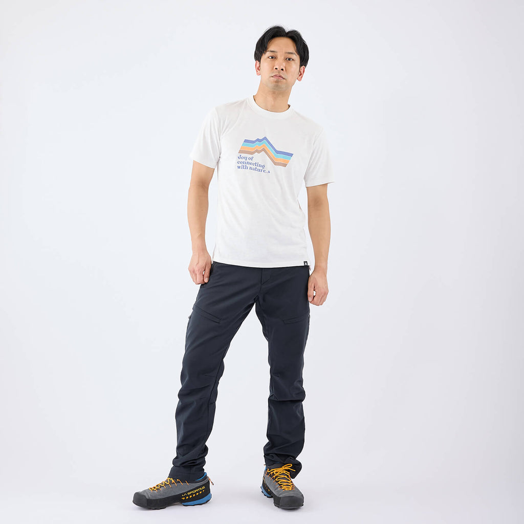モデル 178cm　着用サイズ：M　着用カラー：ホワイト