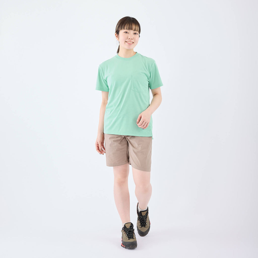 モデル 157cm　着用サイズ：XS　着用カラー：ライトグリーン