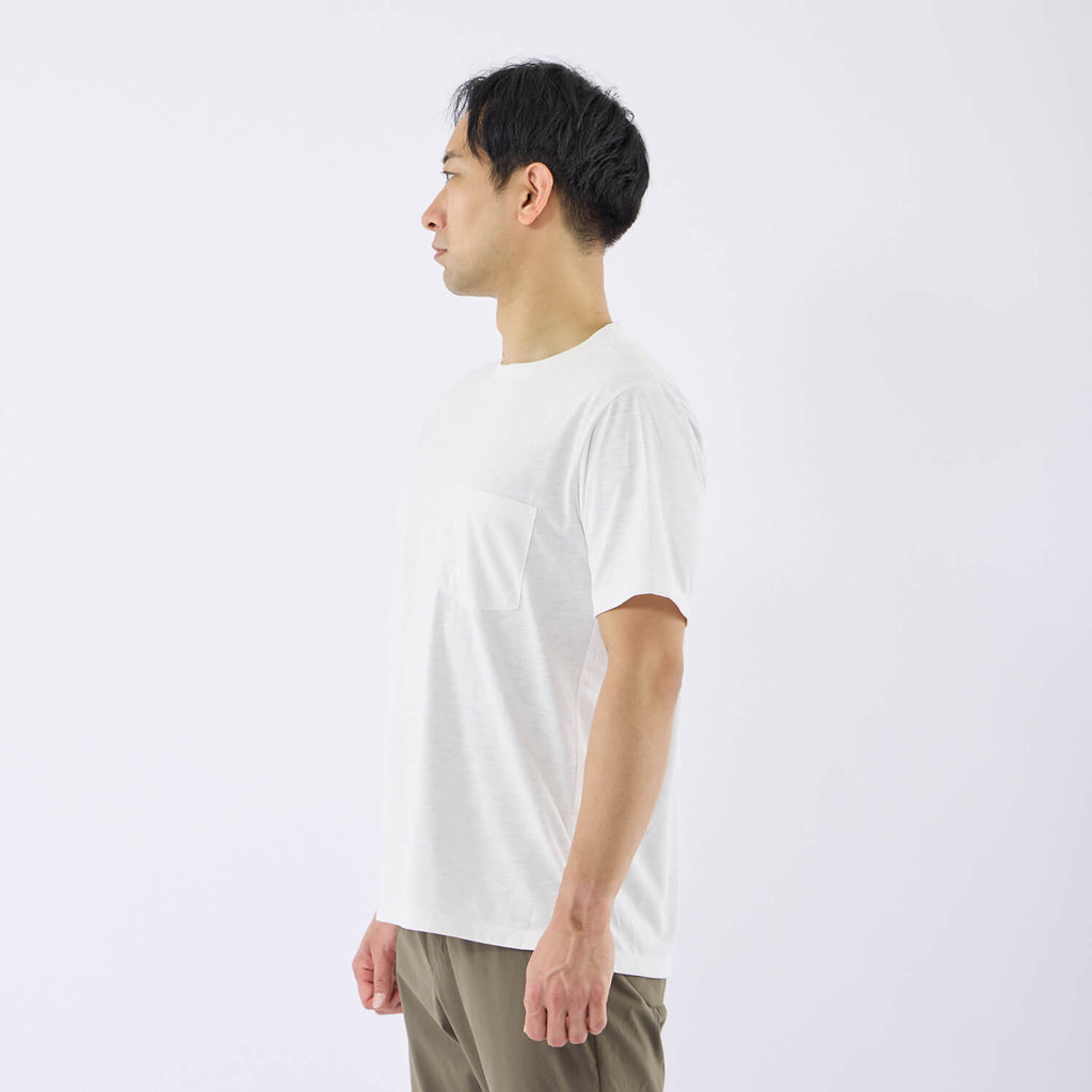 モデル 178cm　着用サイズ：L　着用カラー：ホワイト
