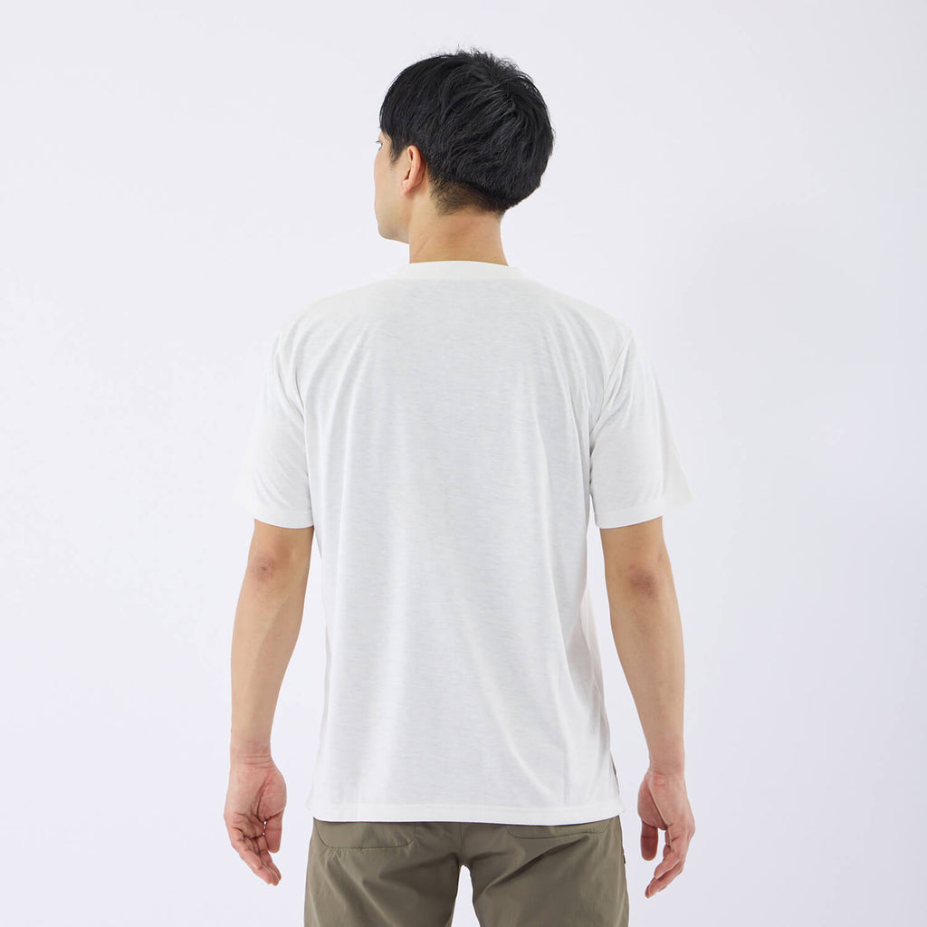 モデル 178cm　着用サイズ：L　着用カラー：ホワイト