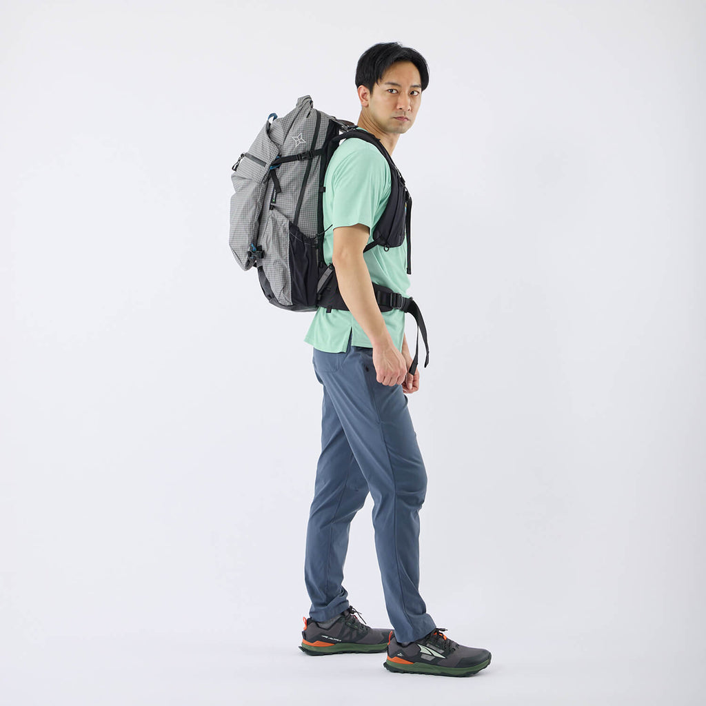 モデル 178cm　カラー：ライトグレー