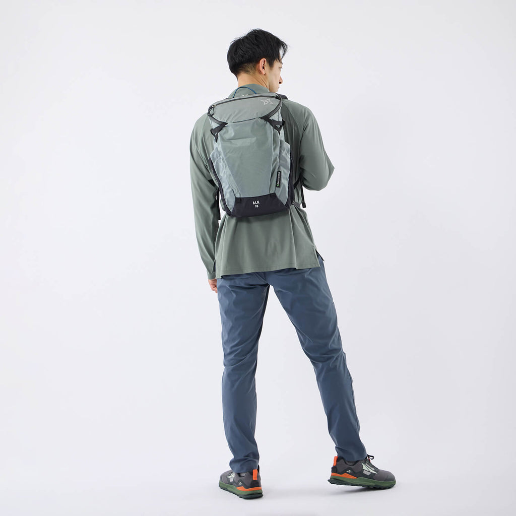 モデル 178cm　カラー：ライトグレー