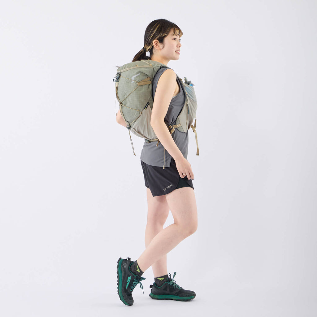 モデル 157cm　着用カラー：ベージュ