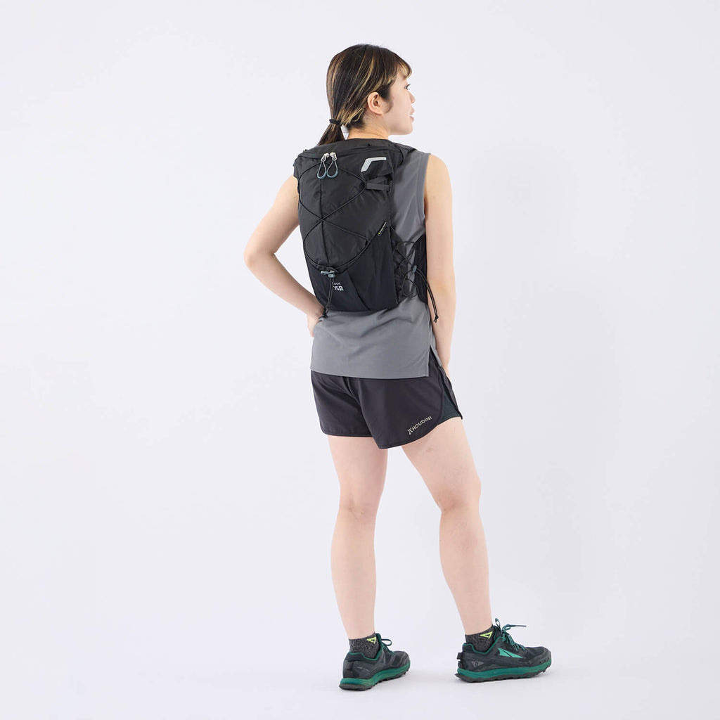モデル 157cm　着用カラー：ブラック
