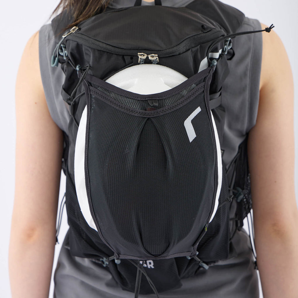 モデル 157cm　着用カラー：ブラック