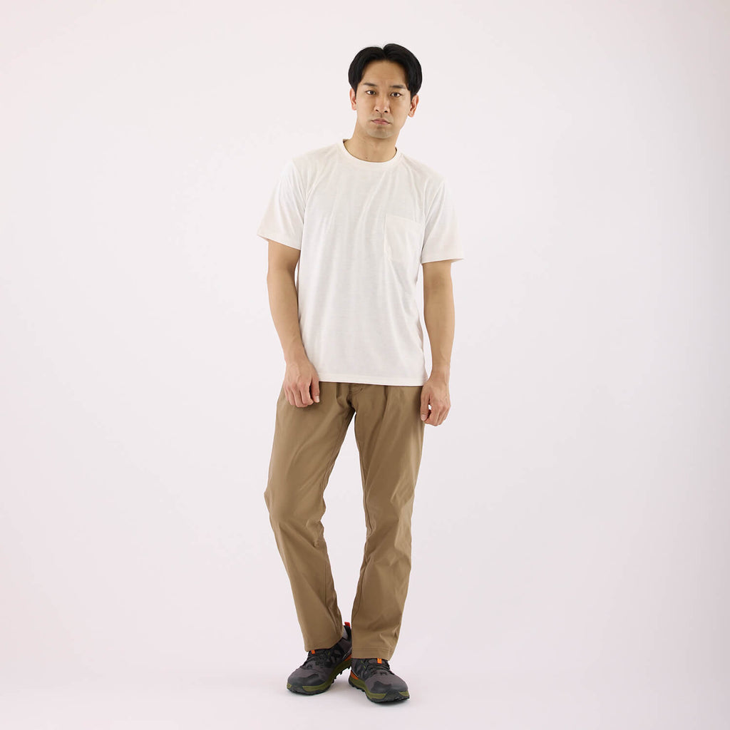 モデル 178cm　着用サイズ：M　着用カラー：ブラウン