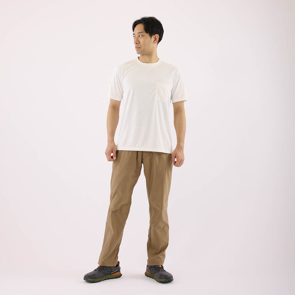 モデル 178cm　着用サイズ：M　着用カラー：ブラウン