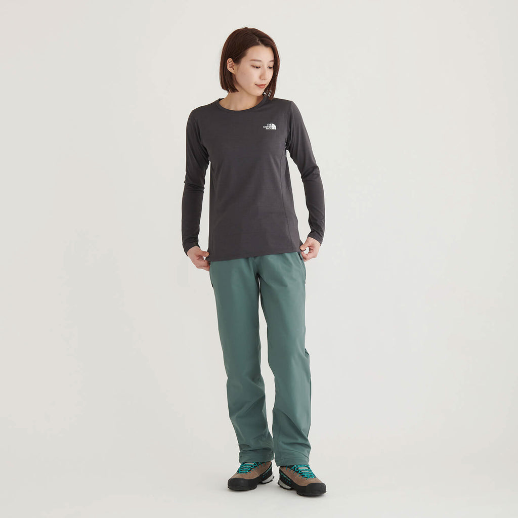 モデル 162cm　着用サイズ：M　※販売商品とはカラーが異なります
