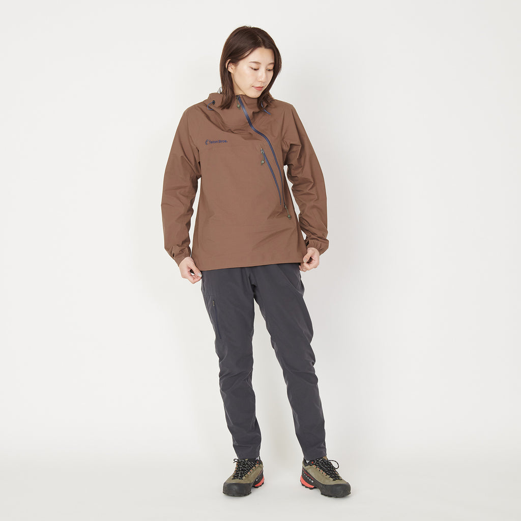 モデル 162cm　着用サイズ：M　着用カラー：ダークグレー