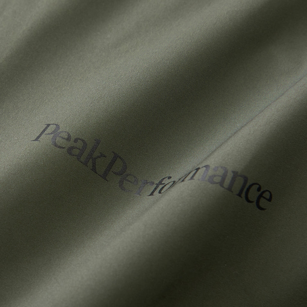 PeakPerformance（ピークパフォーマンス）/パックジャケット/ブラック×カーキ/MENS
