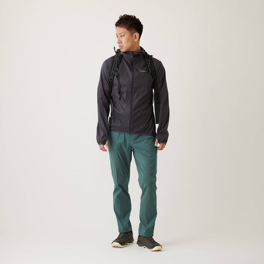 モデル 178cm　着用サイズ：M　着用カラー：ダークグレー