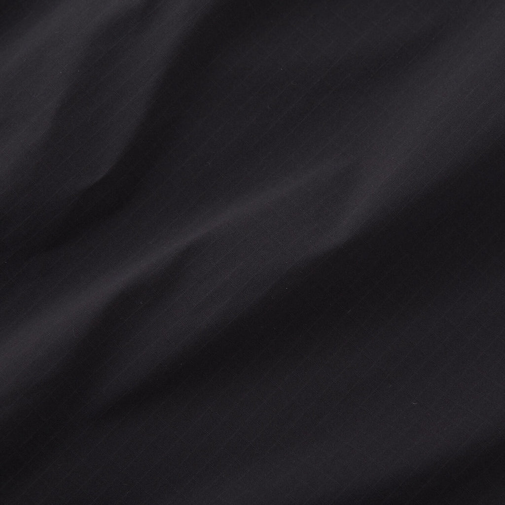 カラー：ダークグレー