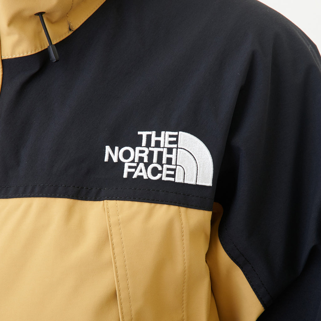 THE NORTH FACE（ザ・ノース・フェイス）/マウンテンライトジャケット/ベージュ/WOMENS