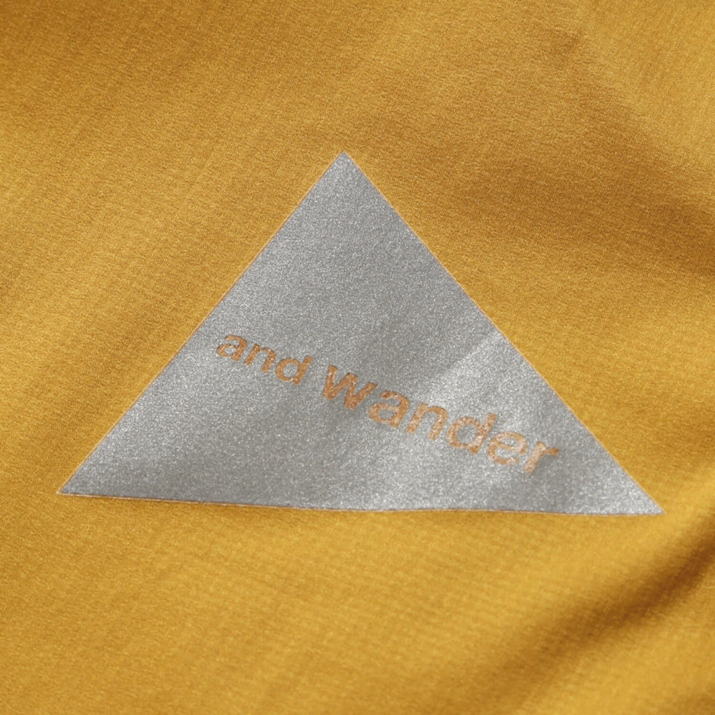 and wander（アンドワンダー）/パーテックスウィンド ロングスリーブT/ブラック/UNISEX