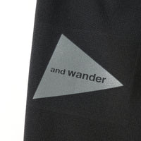 and wander（アンドワンダー）/テックパンツ/カーキ/UNISEX