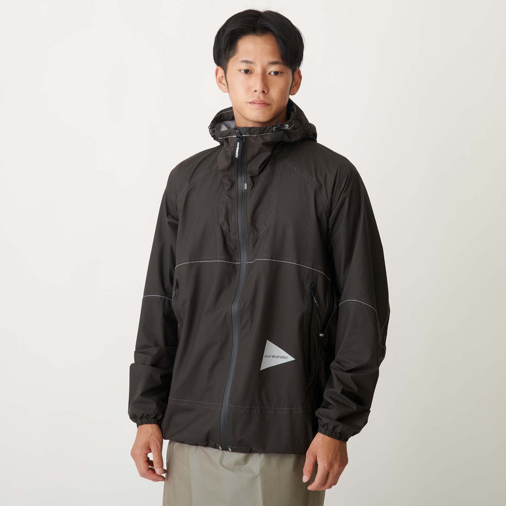 モデル 173cm　着用サイズ：3　着用カラー：ダークグレー
